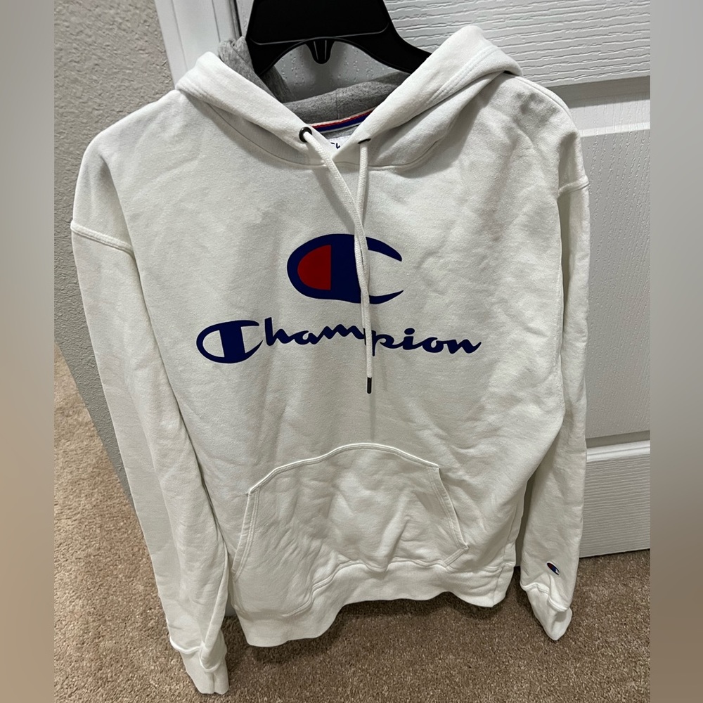NWOT Champion Medium Mens Sweatshirt